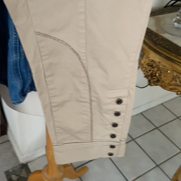 Rosner pants like none other - Picture 6 of 10